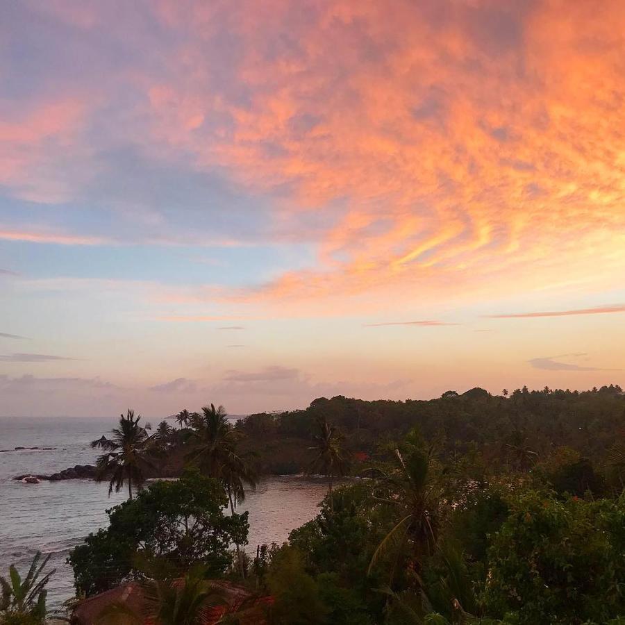 Amour Surf Тангалла Экстерьер фото